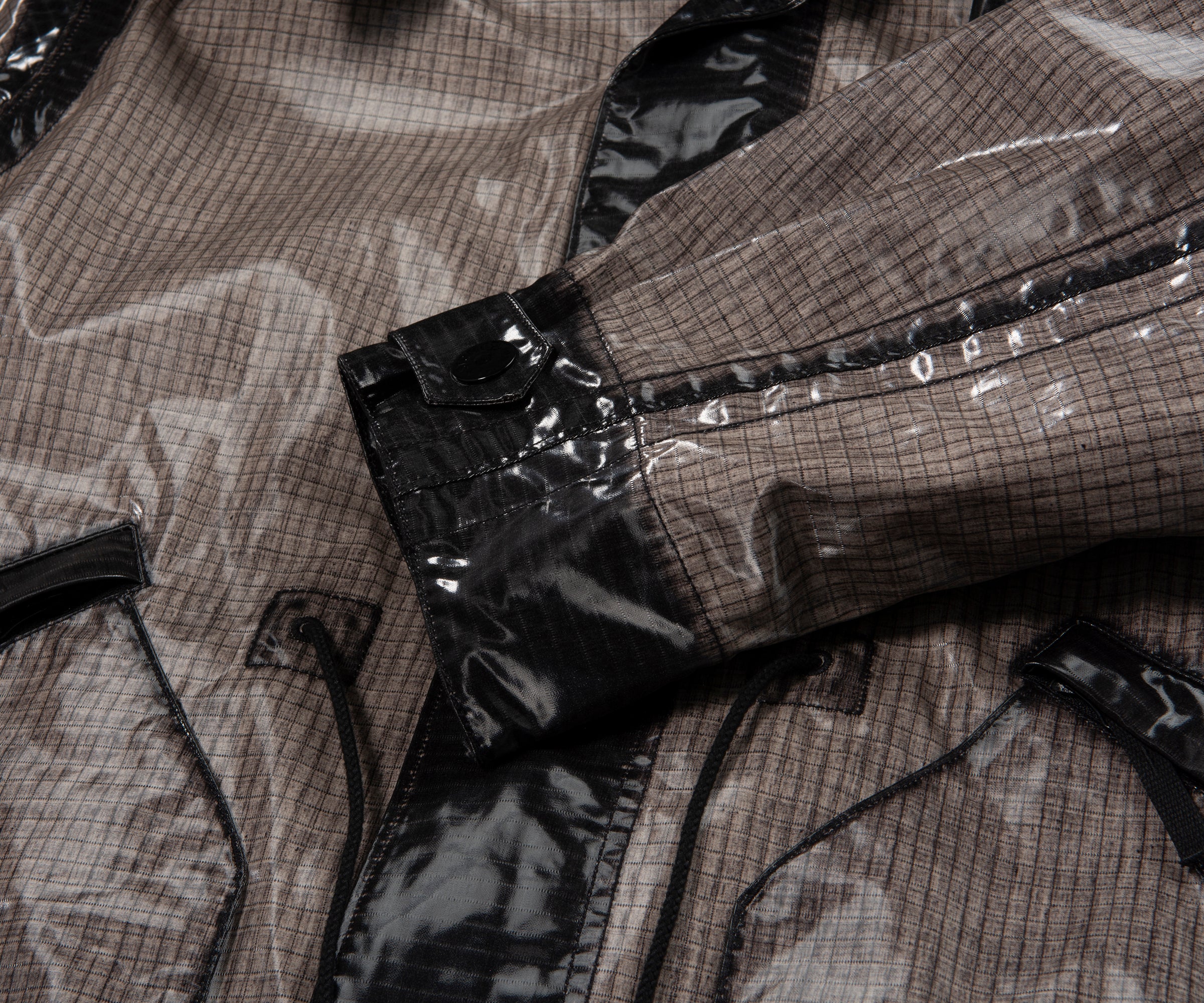 Stone Island Stone Uneven Ripstop Prismatico Coat - Image 7